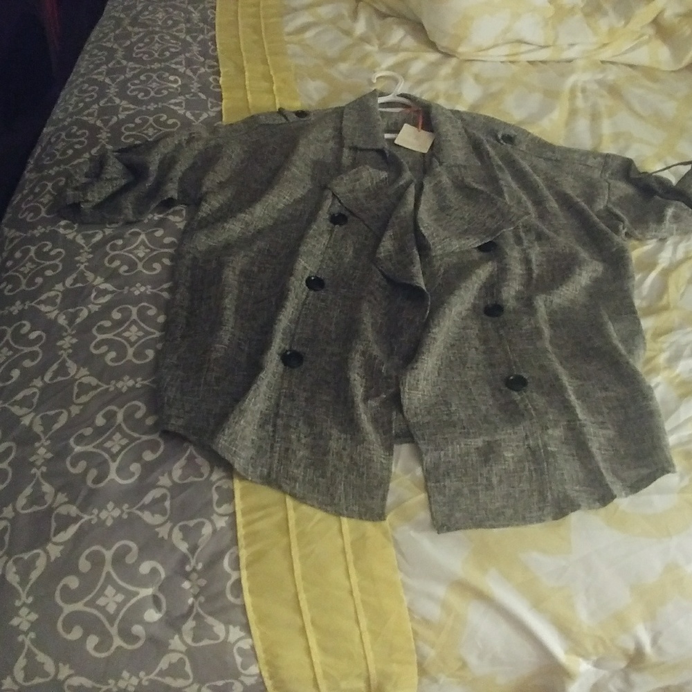 Black/Gray Jacket/Cardigan - Picture 4 of 5